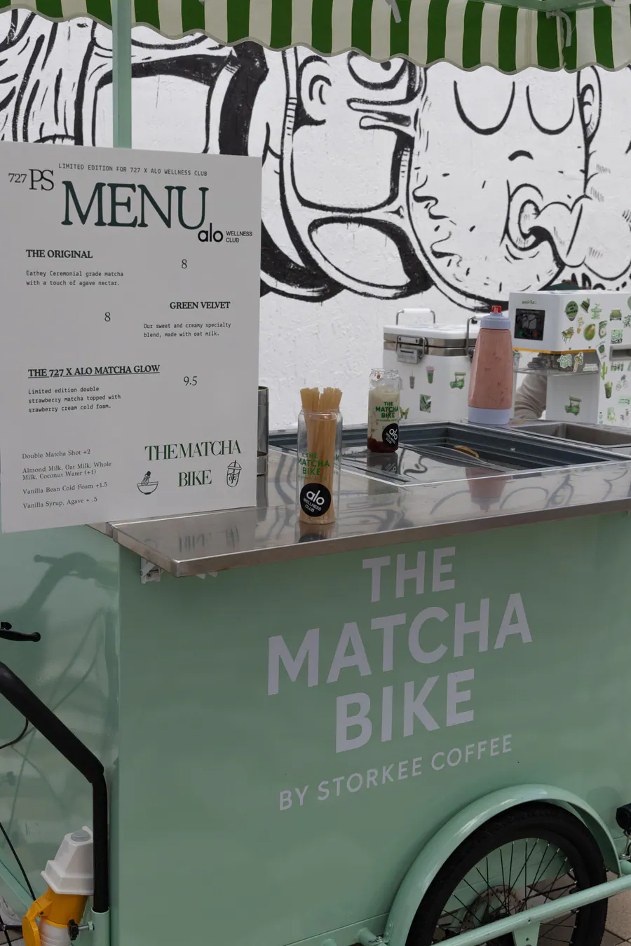 Custom menu and co-branded drinks for Alo Wellness Club